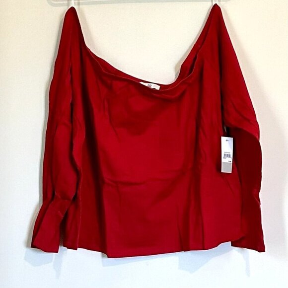 NWT Nordstrom bp Red Off the Shoulder Fitted Long Sleeve Top - Size 4X - Picture 2 of 6
